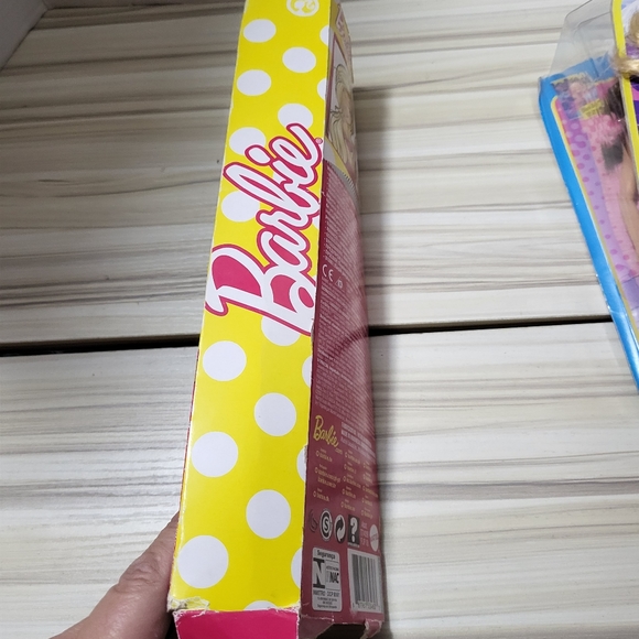 Lot Of 3 Barbies: Spy Squad, Career Skate, Red Head Barbie New Distressed Boxes - Picture 7 of 12